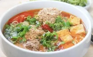 bún riêu thuần chay+hộp muỗng đũa - 38.000 ₫ tại Ẩm Thực Chay Sen Vàng - Tạ Quang Bửu