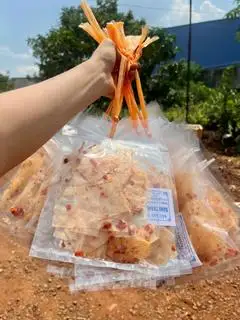 Hình ảnh Bò tỏi chua cay mini xâu 10b