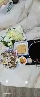 Hình ảnh Nồi Lẩu Thập Cẩm + đuôi