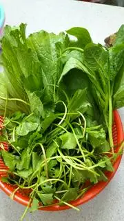 Rau lẩu Thêm  - 30.000 ₫ tại Lẩu Bò Tư Thành - Huỳnh Tấn Phát