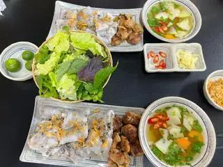 Hình ảnh Bánh Cuốn Chả Nướng