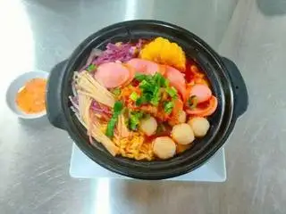 Hình ảnh Mì cay chứng + viên