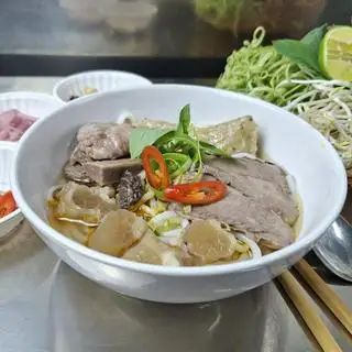 Hình ảnh Bún bò Nạm gân