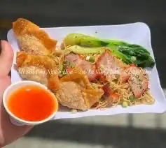  Mì Khô Sủi Cảo Tôm Thịt Chiên - 69.000 ₫ tại Kim Cúc Quán - Hủ Tiếu, Bò Kho & Cơm Gà