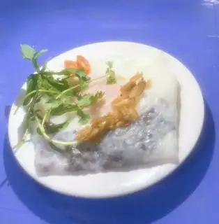 Hình ảnh bánh cuốn trứng tái