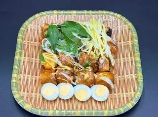 Hình ảnh Bánh Tráng Cuốn Chấm 3 Loại Sốt