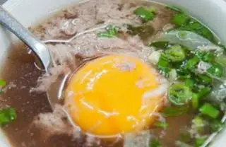 Chén tiết trứng gà - 15.000 ₫ tại Cô Ba - Phở & Bún Bò Huế - Hoàng Diệu