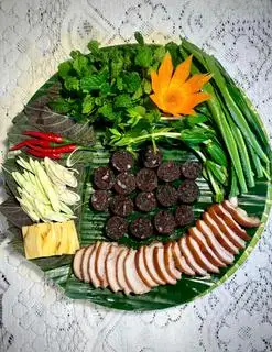 Hình ảnh Mẹt Heo Sữa giả cầy