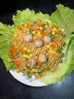 Hình ảnh Mỳ Trộn Bò Viên 