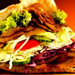 Hình ảnh Kebab thịt + xúc xích