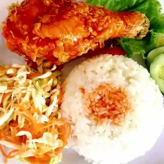 Hình ảnh 2 cơm gà sốt mắm tỏi