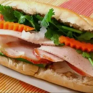 Bánh Mỳ Thịt Chả  - 25.000 ₫ tại  Bánh Mì Thịt Nướng Bill Ken - Điện Biên Phủ