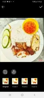 Hình ảnh Cơm Heo quay + Chả