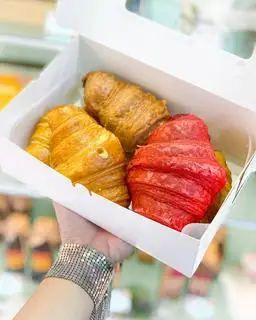 Combo 5 Sừng Trâu 3 Vị - 144.000 ₫ tại Mon Ami Bakery - Tô Hiến Thành