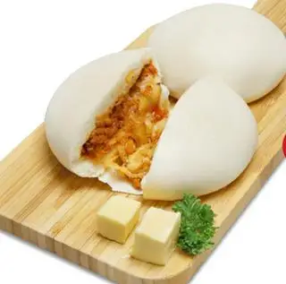 Hình ảnh Bánh bao nhân xúc xích phô mai 