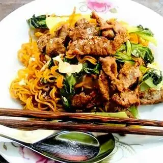 Mì xào bò - 44.000 ₫ tại Bếp Cô Lan - Mì & Nui Xào Bò - Nguyễn Trọng Tuyển