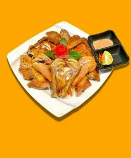 Hình ảnh Gà nướng lu - nửa con
