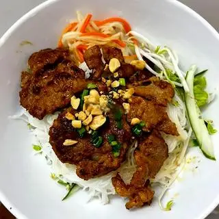 Bún Thịt Nướng - Nem Nướng - 55.000 ₫ tại Bún Thịt Nướng Cô Ba Hiền - Đường Số 5