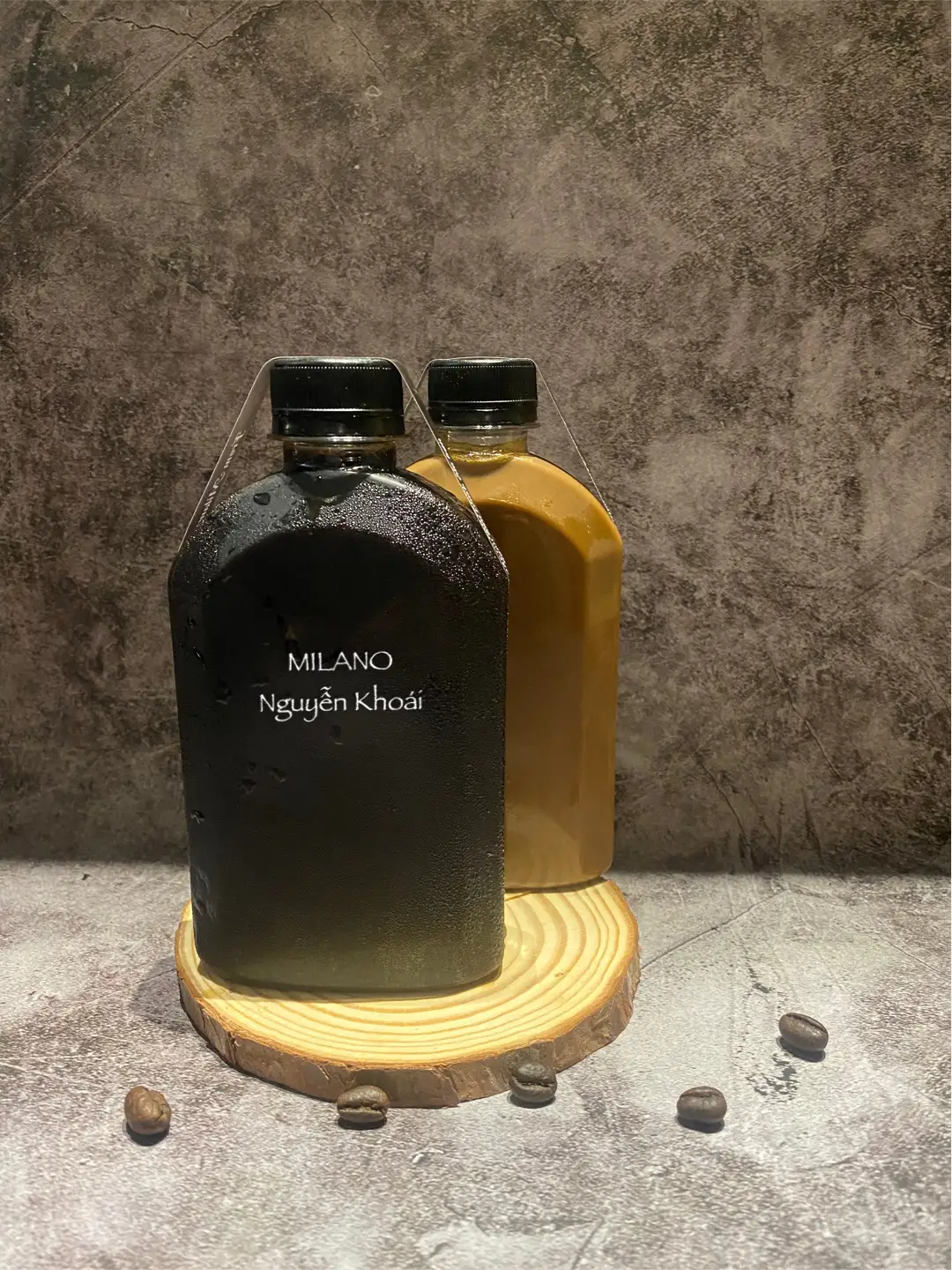Combo 1 cà phê đen Milano + 1 cà phê sữa (có sữa) - Chai 330ml - 320.000 ₫ tại Milano Coffee - Nguyễn Khoái