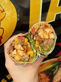 Tacos Bò bằm (Size S) - 53.000 ₫ tại TACOBEE - Tacos & Hamburger - Lâm Văn Bền