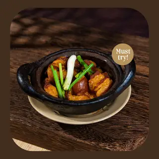 Hình ảnh Thịt kho tàu - Braised pork meat