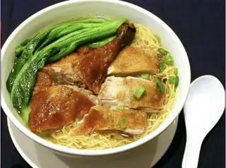 Hình ảnh Mì Vịt Quay Áp Chảo Nước (góc tư)