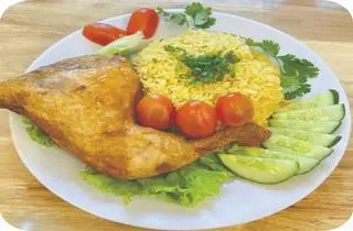 Hình ảnh CƠM CHIÊN GÀ XỐI MỠ 