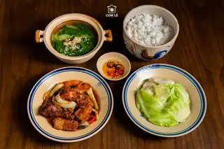 Hình ảnh Cơm suất sườn chua ngọt