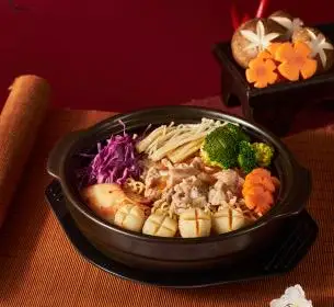 Hình ảnh Mì kim chi sụn