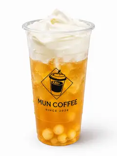 Hình ảnh Trà sen vàng kem muối