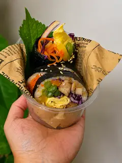 Hình ảnh Kimbap Gà Miso - Trứng Muối 1/2