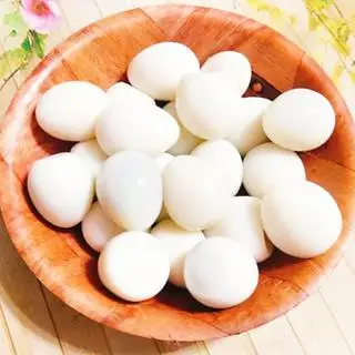 3 Trứng Cút  - 6.000 ₫ tại Bánh Tráng Hằng - Tạ Quang Bửu