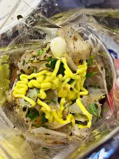 Bánh tráng sa tế mỡ hành bơ trứng cút - 31.000 ₫ tại Bánh Tráng Phơi Sương Hy Hy Food - Phan Đình Phùng