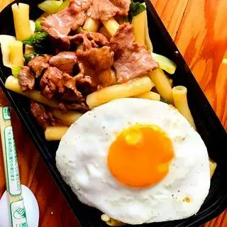 Nui xào bò trứng - 50.000 ₫ tại Bếp Cô Lan - Mì & Nui Xào Bò - Nguyễn Trọng Tuyển