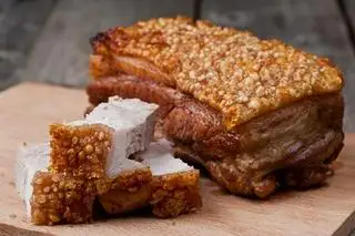 Heo Quay 200g - 129.000 ₫ tại Bánh Mì & Bánh Hỏi Heo Quay A Hùng - Lê Văn Sỹ