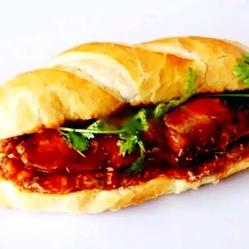 Bánh mì cá mòi sốt cà nguyên hộp - 32.000 ₫ tại Bánh Mì Hà Nội Bắc Huyền - Nguyễn Sơn