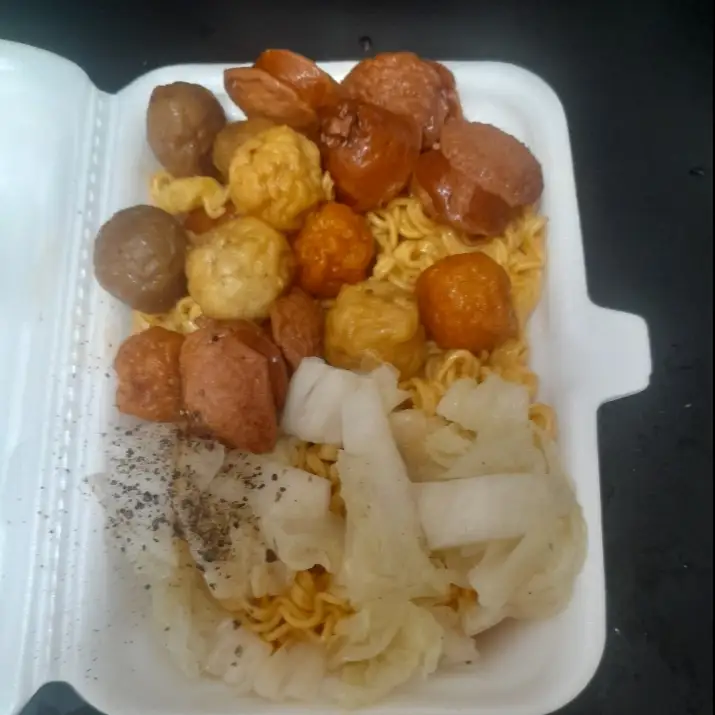 Hình ảnh Mì trộn thập cẩm