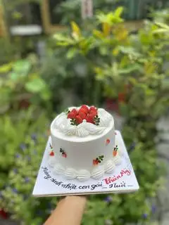 Hình ảnh bánh kem full dâu 15cm 199k