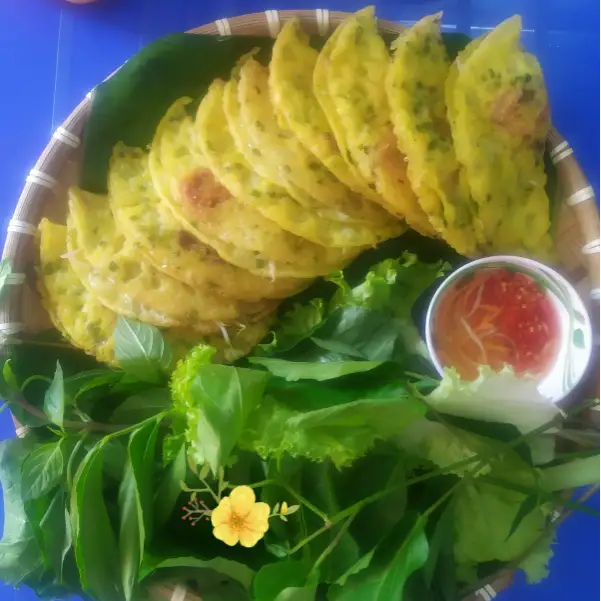 10 cái Bánh Xèo Thịt Heo Tôm Giá - 120.000 ₫ tại Bánh Xèo Cô Nương Miền Trung - Bùi Thế Mỹ