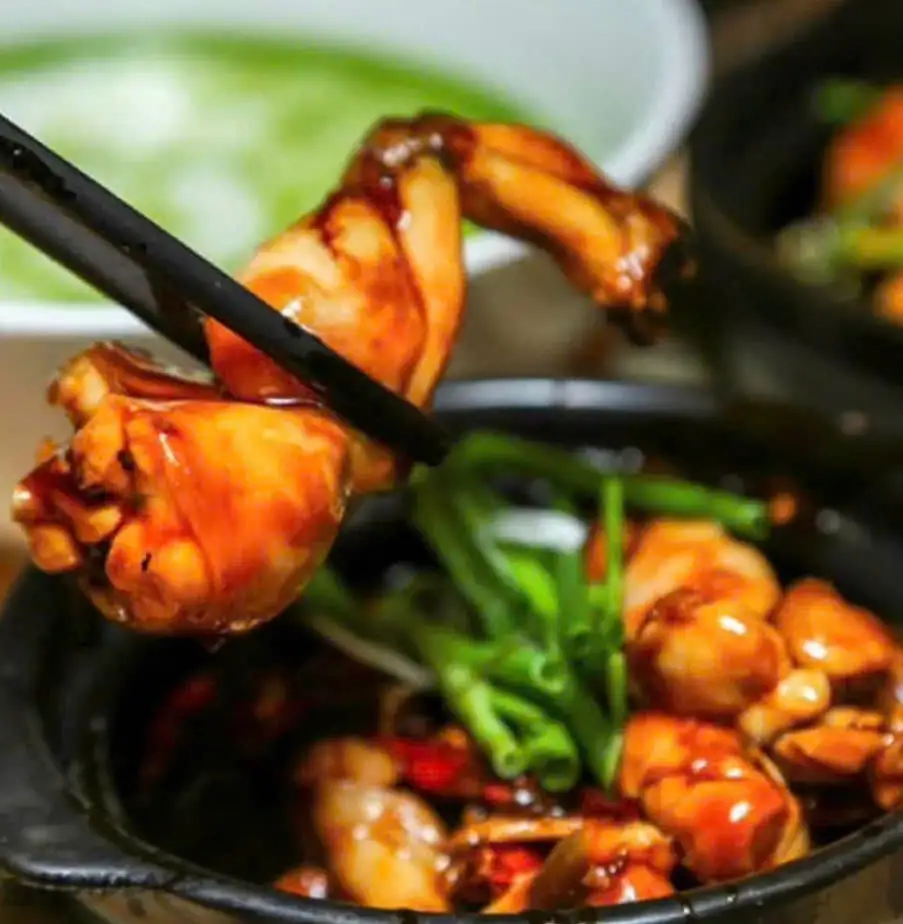 Ếch kho Singapore (2 con không cháo ) - 85.000 ₫ tại Cháo Sườn Ly & Cháo Ếch Singapore - Đường 475