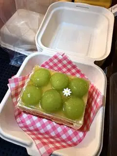 Hình ảnh TIRAMISU KIWI NHO XANH - KIWI GRAPE FRESH