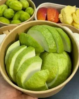 Hình ảnh Ổi gọt sẵn
