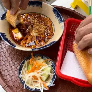 BÁNH MÌ CHẤM (Signature) - 45.000 ₫ tại Bánh Mì Chấm Hung Tubes - Nam Kỳ Khởi Nghĩa