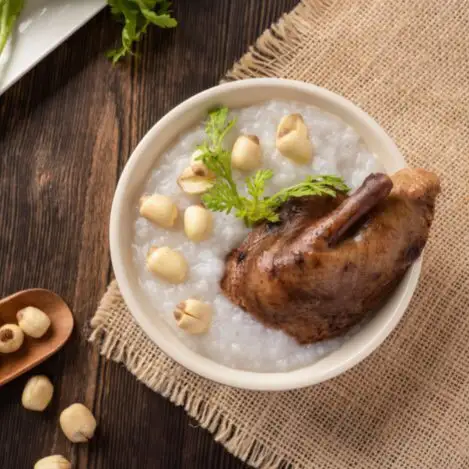 Hình ảnh Cháo Lạnh Chim Bồ Câu Hầm Hạt Sen