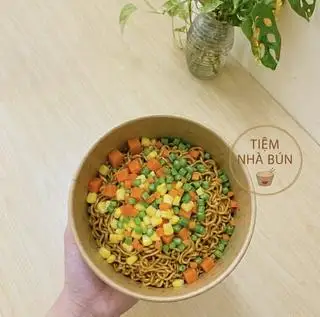 Hình ảnh Mì trộn rau củ