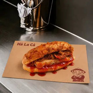 Bánh mì nướng lu đặc biệt - Bình Định - 42.000 ₫ tại Hà La Cà - Bánh Mì Bình Định & Bánh Cuốn Tây Sơn - Huỳnh Khương Ninh