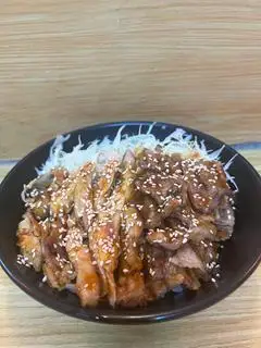 Hình ảnh Cơm bò - gà nướng