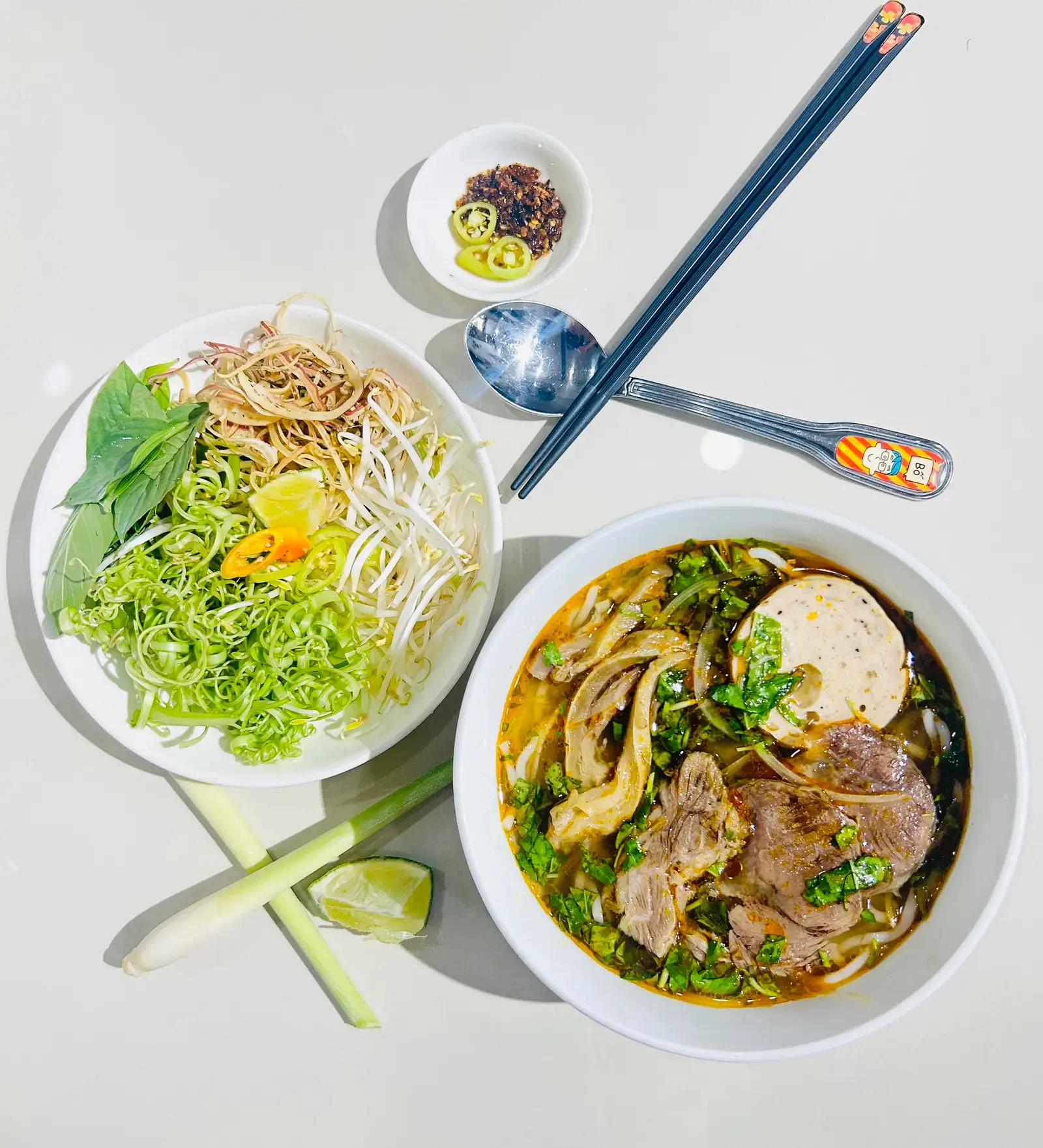 Hình ảnh Bún bò nạm - bắp - chả