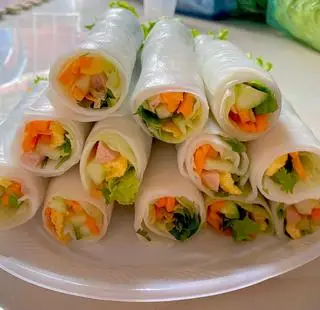 Hình ảnh Phở cuốn thập cẩm - suất 10 cuốn