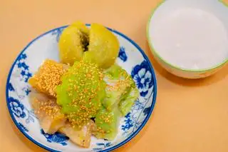 Chuối- đúc-bột báng - 28.000 ₫ tại Chín Chè Xóm Giá - Đồng Nai